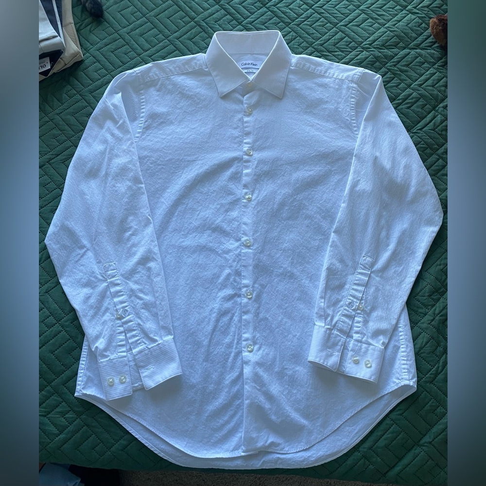 Calvin Klein Men's Crisp White Dress Shirt Size M